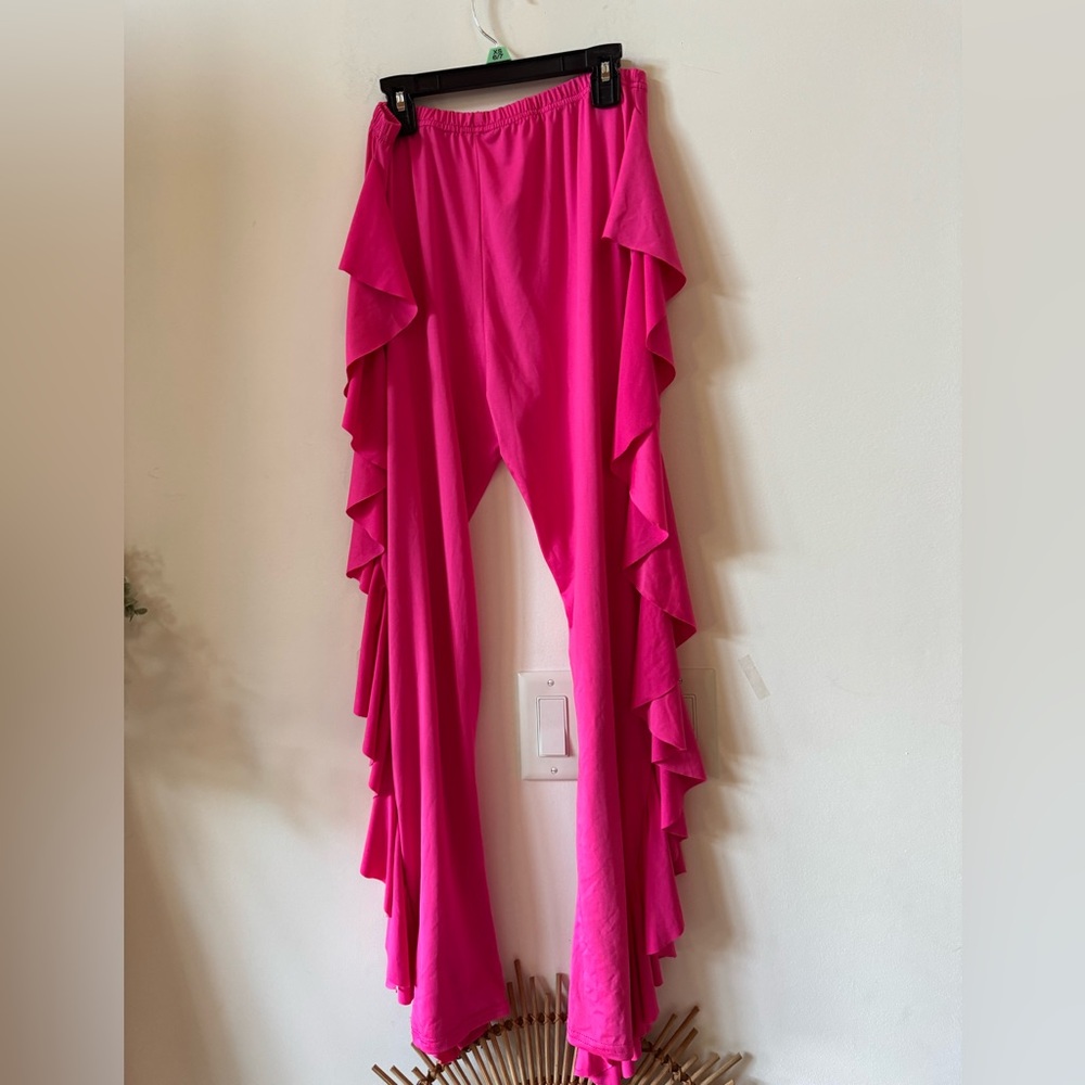 Women’s Hot Pink Dance Cover Up Ruffle Pants Stretch Leggings Barbie Sz Large